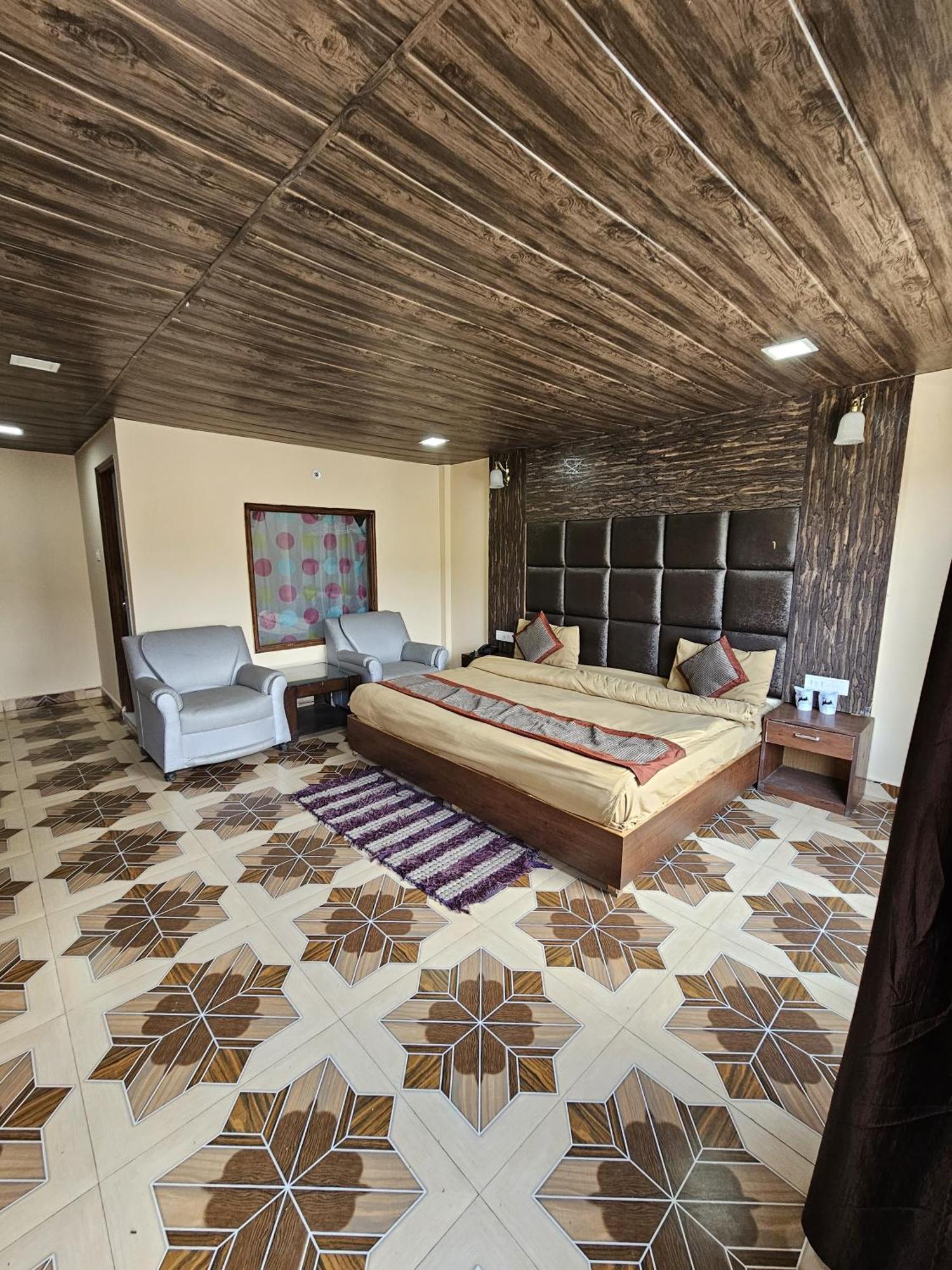 Little Heart Resort Chail Buitenkant foto
